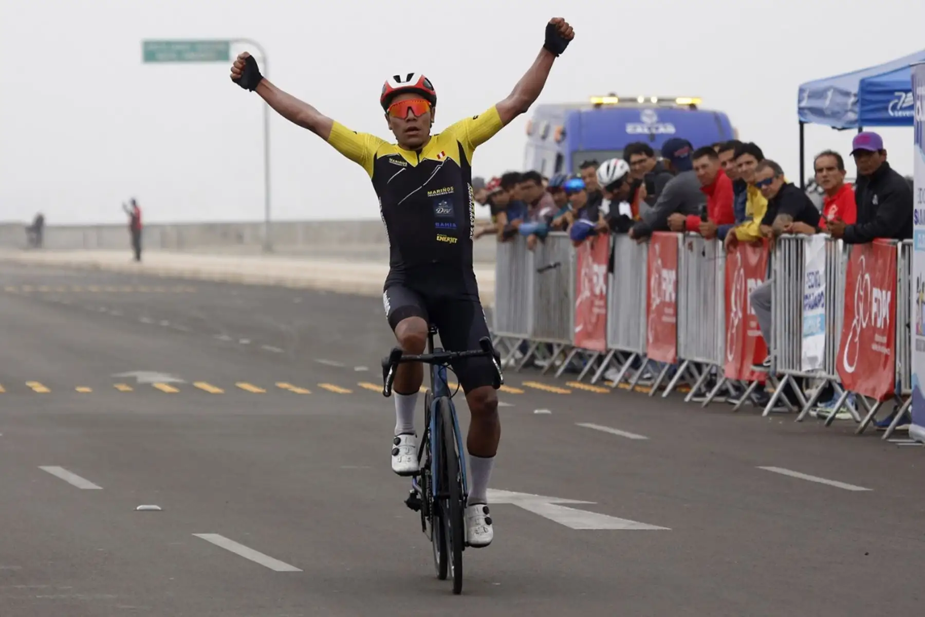 El ciclista Bill Toscano se consagró en la Costa Verde