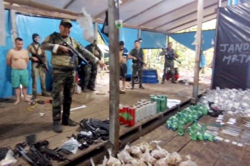 Durante las últimas 24 horas, las acciones policiales permitieron, además, el decomiso de 7,793 envoltorios de droga. Foto: Mininter