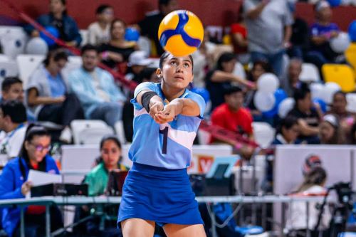 Rachell Hidalgo disputando la Liga Peruana de Vóley. Foto: Regatas Lima