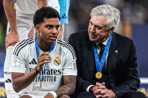 Rodrygo y Carlo Ancelotti