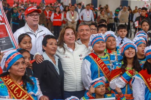 Presidenta Dina Boluarte inaugura Escuela Bicentenario I.E. N.° 3058 Virgen de Fátima