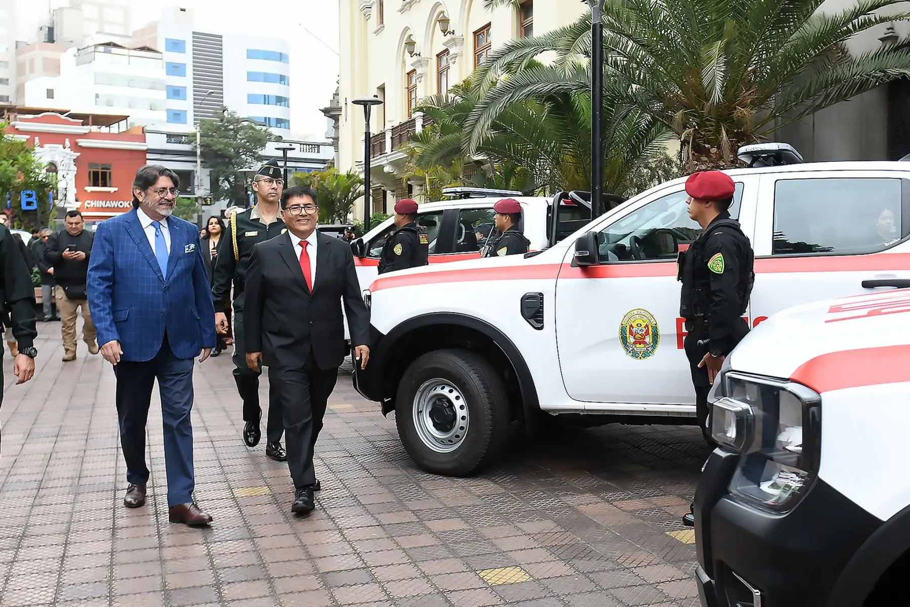 Ministro Carlos Malaver y alcalde Carlos Canales suscribieron convenio reafirmando el compromiso de trabajar de manera articulada por la seguridad ciudadana. Foto: ANDINA