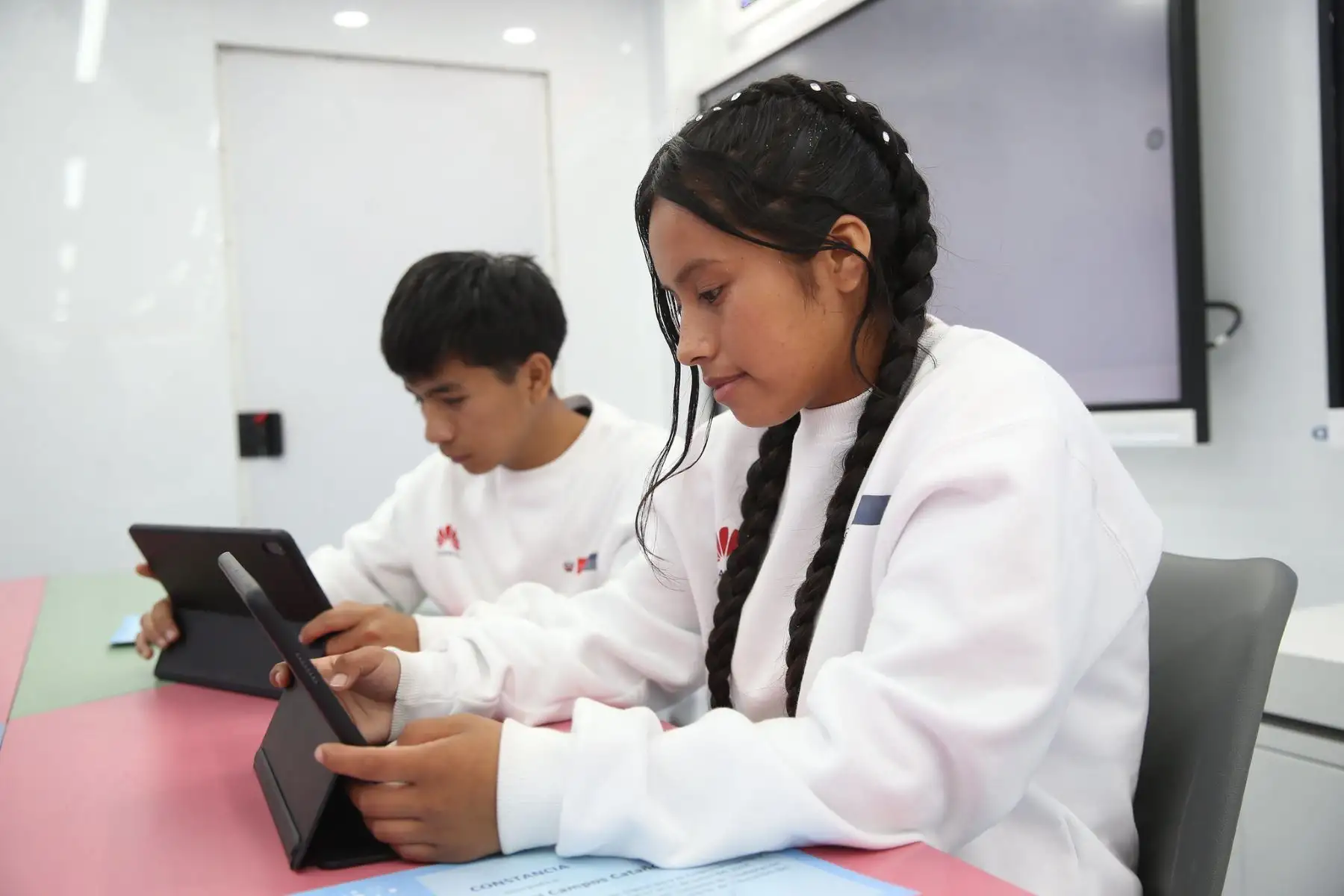 El proyecto del Ministerio de Educación fue elegido entre más de 1600 trabajos innovadores a nivel de América Latina. Foto: ANDINA/Difusión