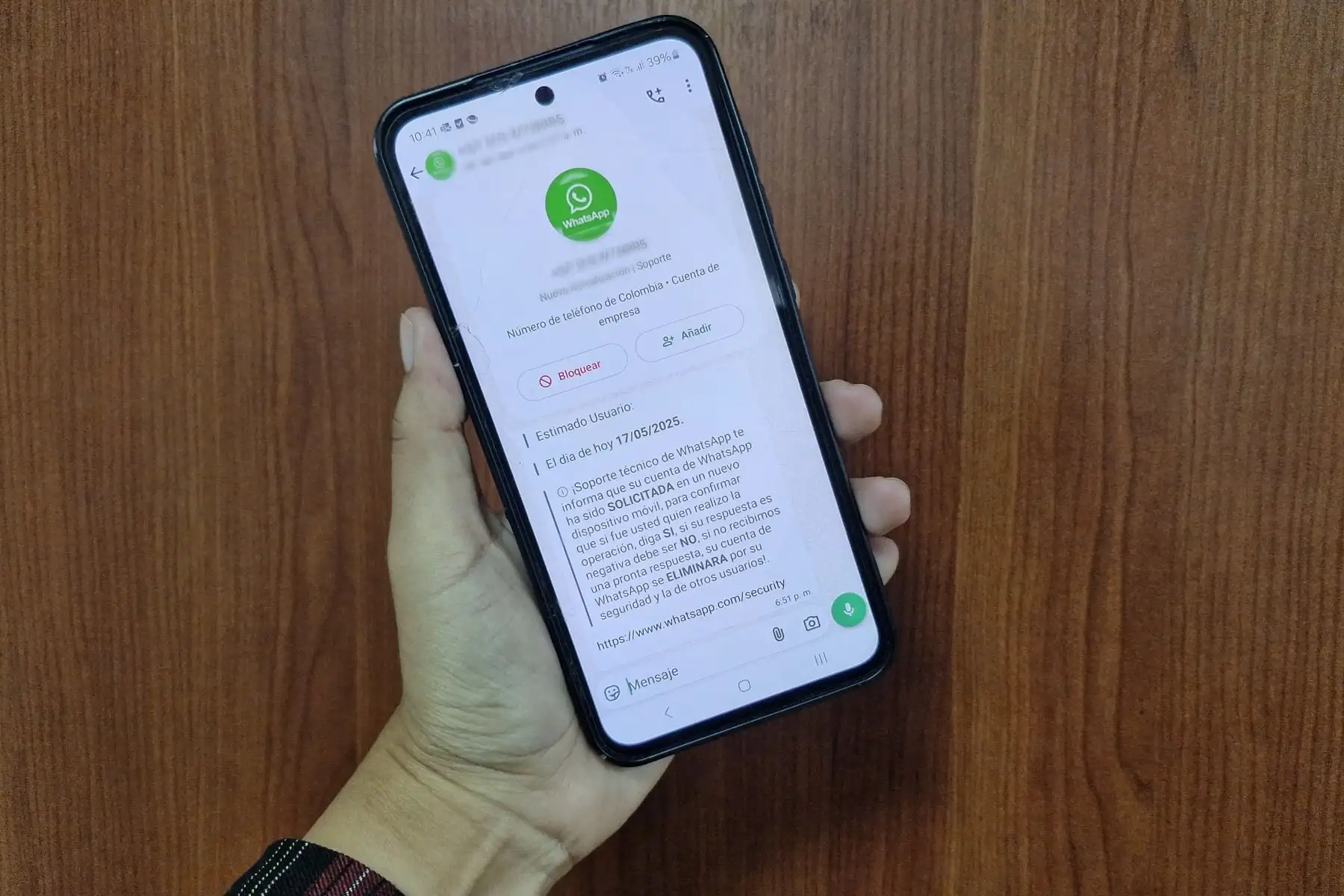 Para intentar robar tu cuenta de WhatsApp, los ciberdelincuentes te piden que abras un enlace, actives funciones a través de un enlace o descargues una aplicación.