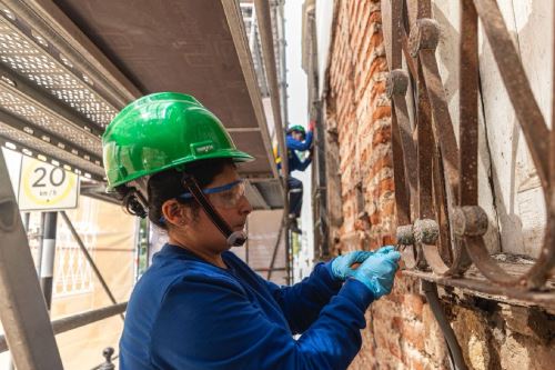Los trabajos de restauración de Prolima comienzan este mes en la primera cuadra del Jirón Amazonas, cuyo inmueble fue declarado Patrimonio Mundial por la Unesco. Foto: Prolima