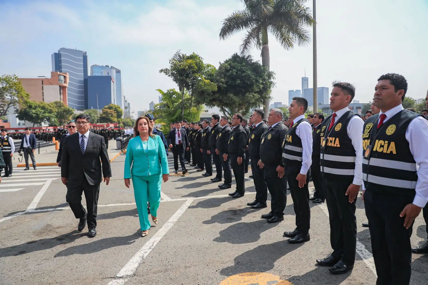 Ceremonia de felicitación por resolución suprema a 47 efectivos policiales. Foto: ANDINA/Prensa Presidencia