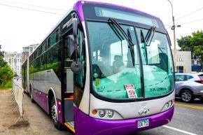 Desde el 30 de junio no se aceptarán pagos en efectivo en los buses del corredor Morado. Foto: ANDINA/Difusión.