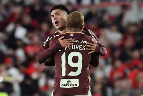 ¡Empate de oro! Universitario clasifica a octavos de final de la Copa Libertadores tras igualar 1 a 1 con River Plate en el Monumental de Buenos Aires
