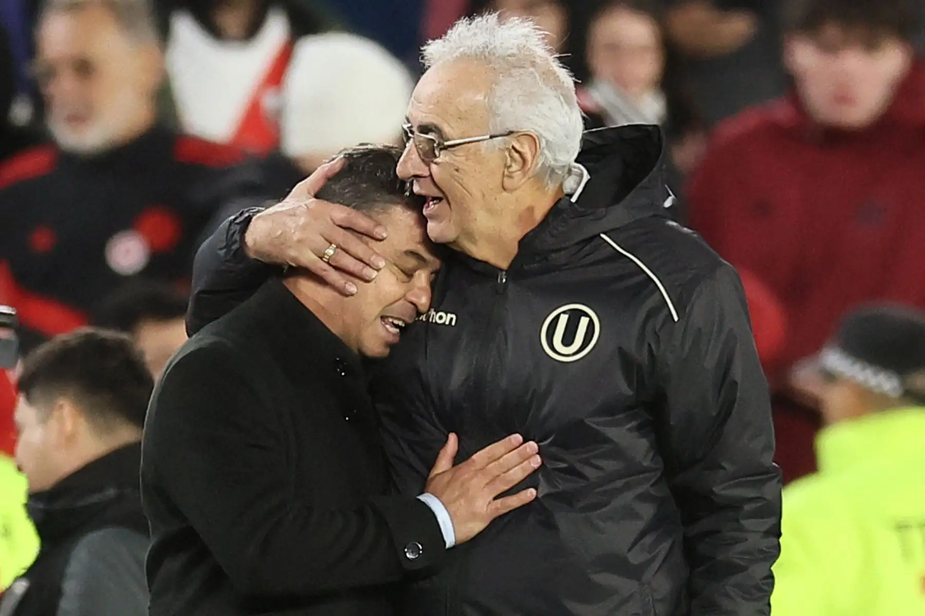 Clasificación internacional: Además del título local, Fossati consiguió que Universitario clasificara a la fase de grupos de la Copa Libertadores 2024. Foto: AFP