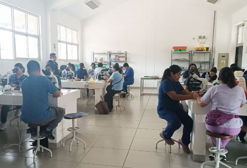 Diresa Junín capacita al personal de salud para fortalecer el diagnóstico y control de la malaria en la Selva Central de esa región. ANDINA/Difusión