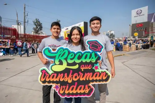 Inversión en becas crece 28 %, reafirmando compromiso del Gobierno con la educación superior y el desarrollo. Foto: Minedu
