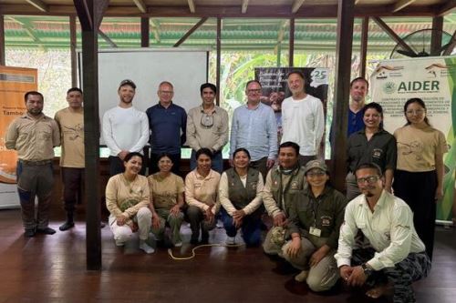 Una delegación de alto nivel de KfW efectuó una visita técnica a la reserva nacional Tambopata. Foto: Sernanp