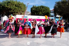 En la feria textil que se realizó en Juliaca participaron más de 50 artesanos de Puno quienes exhibieron sus técnicas ancestrales en tejido y diseño textil. ANDINA/Difusión
