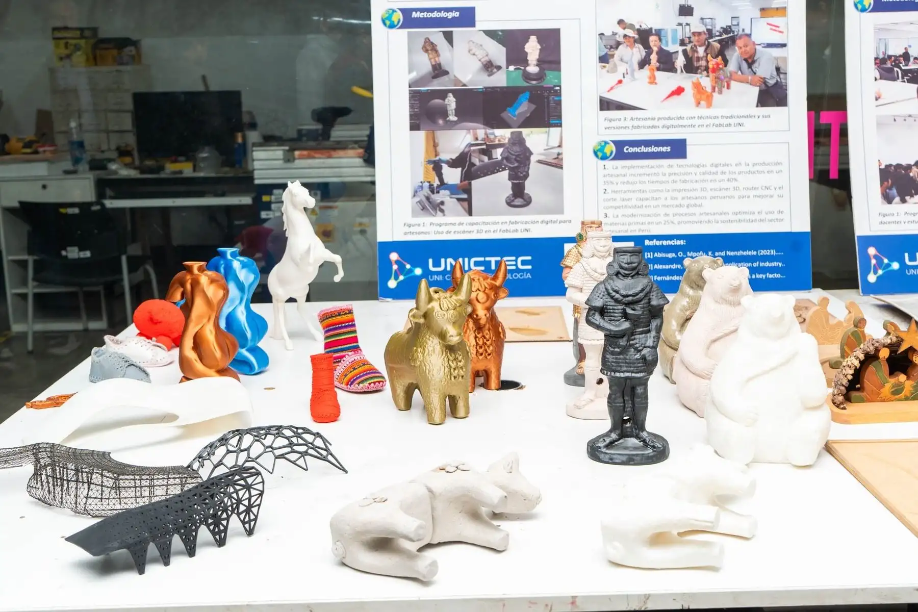 La fabricación digital ha sido clave en varios proyectos de investigación. En 2022, se trabajó con artesanos de Lima Metropolitana y, en 2023, con artesanos de todo el país. Foto: UNI