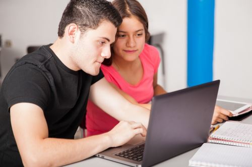 La Universidad de Ingeniería y Tecnología (UTEC) está organizando la Olimpiada Peruana de Inteligencia Artificial, una competencia virtual que busca fomentar el interés temprano por las ciencias computacionales.
