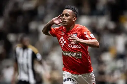 Christian Cueva fue figura en el empate de Cienciano con Atlético Mineiro. Foto: Cienciano/X