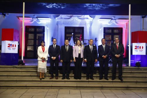 EE.UU. y Perú inician celebraciones por 200 años de relaciones diplomáticas