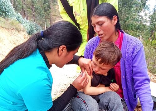 Diresa Cajamarca invocó a los pobladores reforzar la vacunación de los niños para evitar más casos de tos ferina en la región.