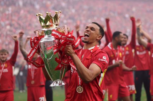 Alexander-Arnold se une a las filas del Real Madrid
