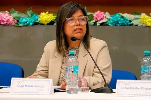 Presidenta del directorio de la Derrama Magisterial, Olga Morán.