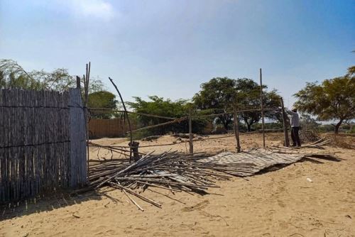 Se recuperaron aproximadamente 6,000 metros cuadrados de un área que había sido cercada con quincha, postes de madera y alambre púas,