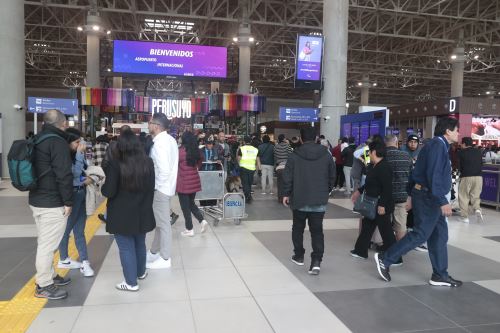 Hoy domingo 1 de junio a partir de la 1 de la tarde, el nuevo aeropuerto internacional Jorge Chávez,  zona de estacionamiento donde realizaran sus operaciones con vuelos programados.Foto: ANDINA/Vidal Tarqui