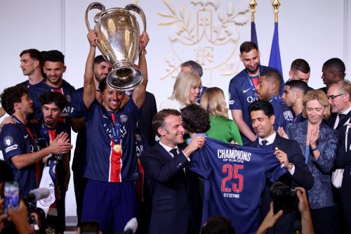 El PSG fue recibido por el presidente de Francia, Emmanuel Macron.