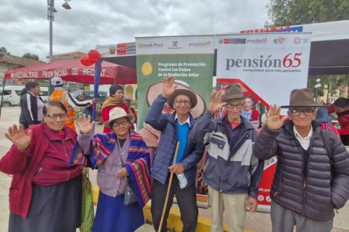 Usuarios de Pensión 65 reciben desde hoy subvención reajustada, tal como ofreció el Gobieno. Foto: MIDIS/Difusión.