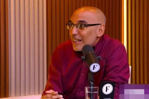 Pedro Santa Cruz Castillo en entrevista con Filarmonía Stream. Imagen: Captura de pantalla.