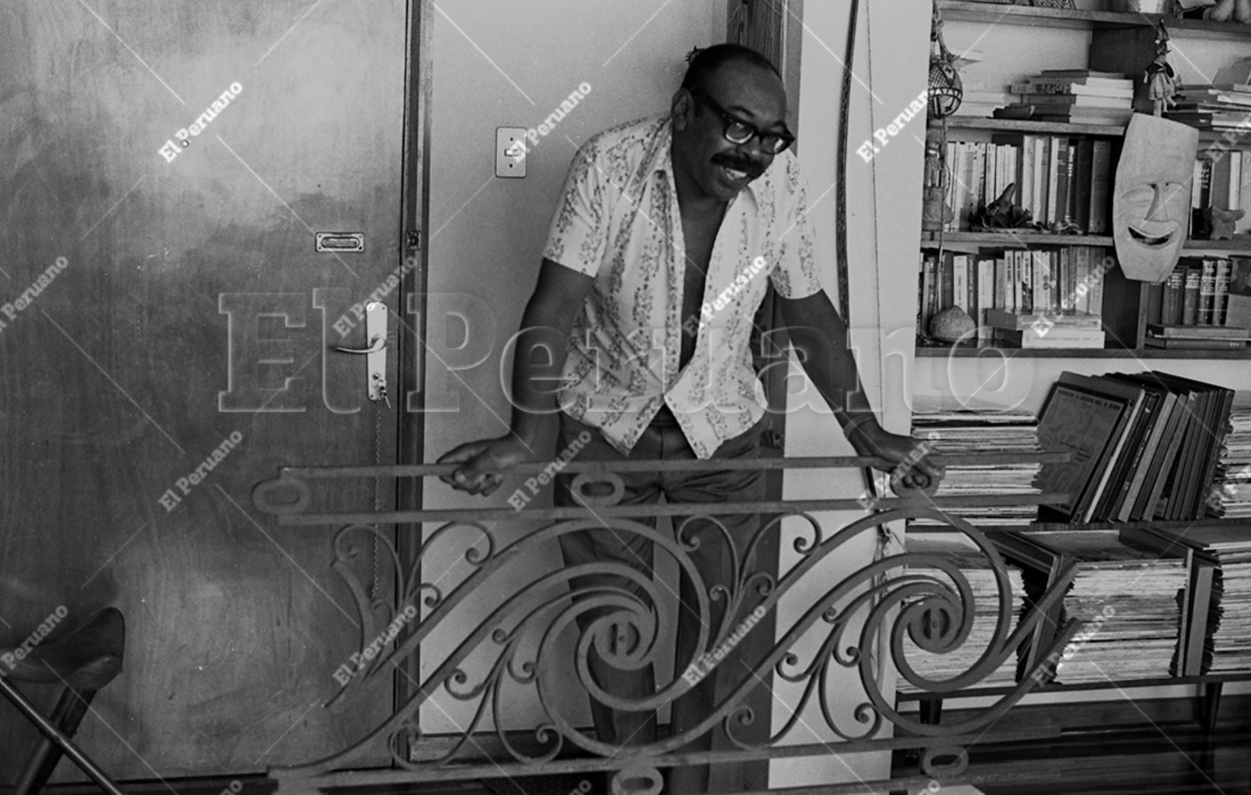 Lima - 14 enero 1975 / Entrevista a Nicomedes Santa Cruz. Foto: Archivo Histórico El Peruano
