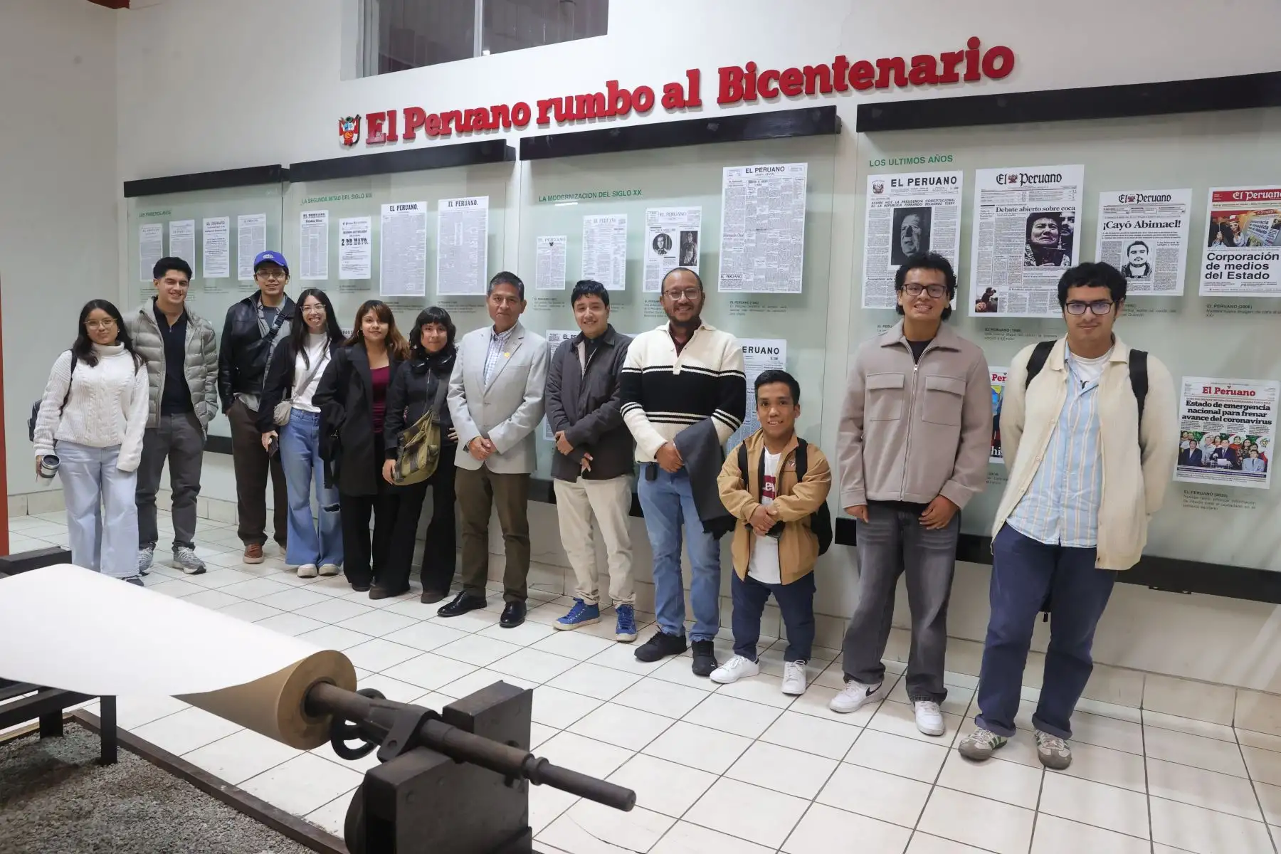 Alumnos del Séptimo ciclo en la Carrera de Comunicación y Periodismo de la UPC visitan Editora Perú para conocer la experiencia "Vive Andina". Foto: ANDINA/Melina Mejía