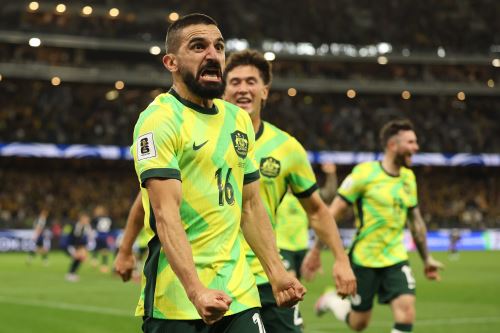 Australia venció por la mínima a Japón.