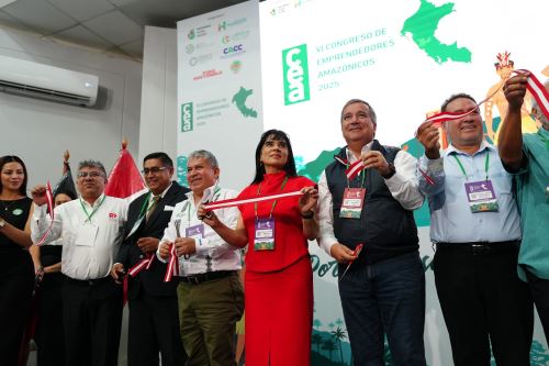 Ministra de Comercio Exterior y Turismo, Desilú León, participó en el VI Congreso de Emprendedores Amazónicos (CEA), realizado en la Universidad Nacional de Agraria de la Selva (UNAS), en lTingo María, región Huánuco. ANDINA/Difusión