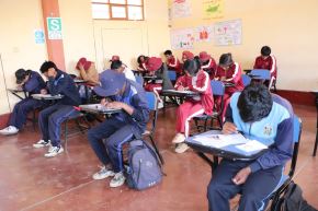Disposición del sector Educación también permite que los escolares puedan asistir al colegio con prendas abrigadoras ajenas al uniforme escolar. ANDINA/DifusiónANDINA/Difusión