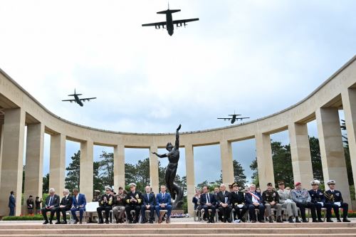 Ceremonia de conmemoración del 81 aniversario del Desembarco de Normandía en Francia