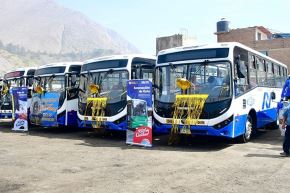 Empresa de transportes de ruta Lima – Chosica, que cuenta con autorización por cinco años otorgada por ATU, inauguró 4 unidades cero kilómetros. Foto: ANDINA/Difusión