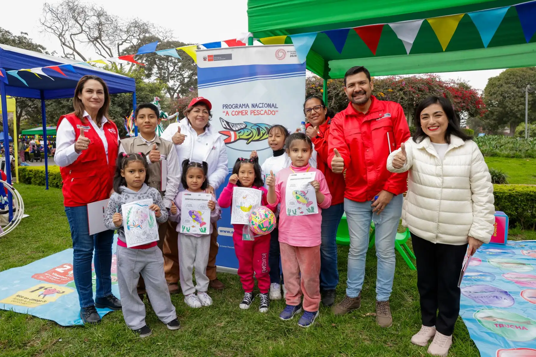 En el marco del Día Internacional del Juego, el Ministerio de la Mujer y Poblaciones Vulnerables  organizó con gran éxito la Feria Lúdica Multisectorial “El juego es un derecho, ¡JUGUEMOS!”, que reunió a cerca de 2,000  niños y adolescentes en el Circuito Mágico del Agua del Parque de la Reserva, en Lima. 
Foto: MIMP