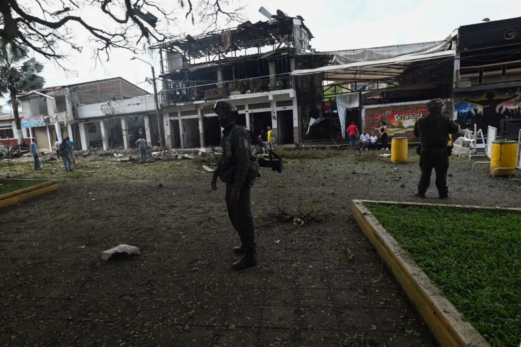 Las explosiones de dos carros bomba que no dejaron víctimas alteraron el orden público en las primeras horas de este martes en el departamento colombiano del Cauca (oeste), según informaron las autoridades. Foto: AFP