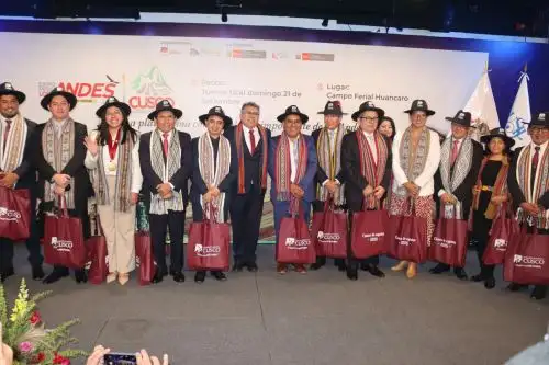 Participantes en el lanzamiento de la Expo Perú Los Andes 2025. Foto: ANDINA/Difusión