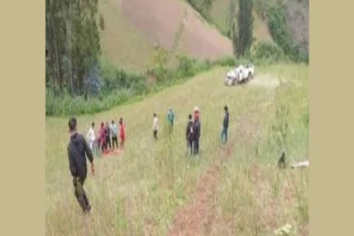 Dos de los fallecidos han sido identificadas como los esposos Julio Rojas Castillo y Sara Sandoval Rondo. También se encuentran entre las víctimas mortales uno de los hijos de la pareja y el conductor de la camioneta siniestrada.