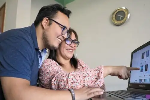 En cuanto al acceso al sistema financiero, el 60,4 % de los hombres y el 56,9 % de las mujeres mayores de 18 años tenía alguna cuenta bancaria