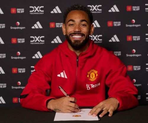 Matheus Cunha firma su contrato con los Diablos Rojos