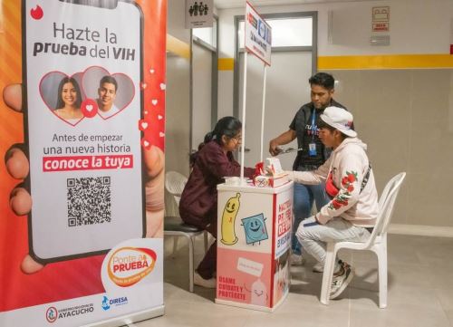 La Diresa Ayacucho intensificará las pruebas de descarte de VIH para prevenir más casos en la región. ANDINA/Difusión