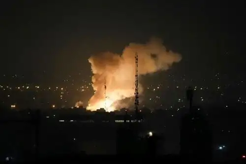 Ataque de Israel a Irán registrado este viernes. Foto: CNN en Español