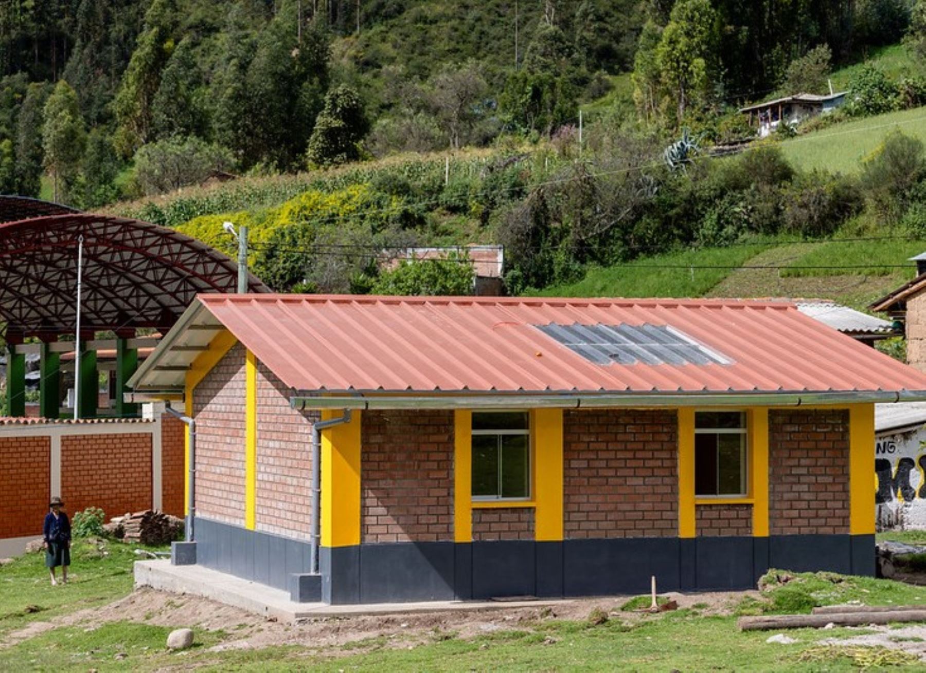 Las viviendas bioclimatizadas están especialmente diseñadas para proteger a las familias antes eventos naturales como las heladas y bajas temperaturas. ANDINA/Difusión