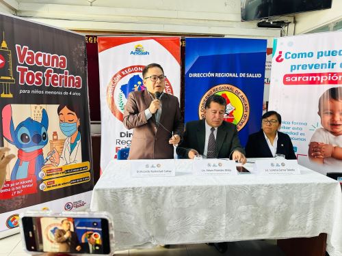 Autoridades regionales de Educación y Salud de Áncash anunciaron una campaña de vacunación conjunta contra la tos ferina y sarampión para prevenir posibles brotes. ANDINA/Difusión