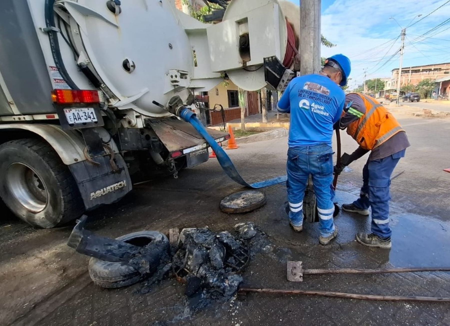 OTASS puso en marcha en Tumbes una nueva estrategia para brindar asistencia ante emergencias con cisternas e hidrojets a través del aplicativo ApoyOtass. ANDINA/Difusión