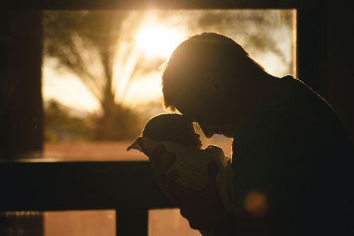Licencia por paternidad en Día del Padre. Foto: ANDINA/Difusión