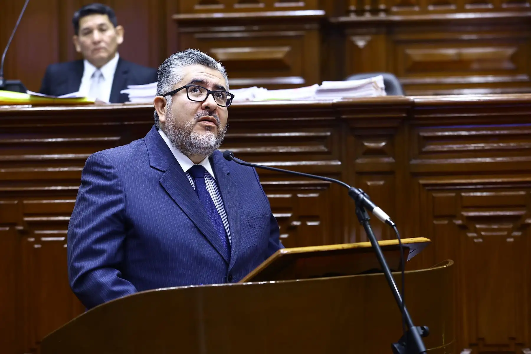 El ministro de Cultura, Fabricio Valencia, responde el pliego interpelatorio formulado por el Parlamento, en un acto de transparencia y respeto institucional. Foto: ANDINA/Difusión