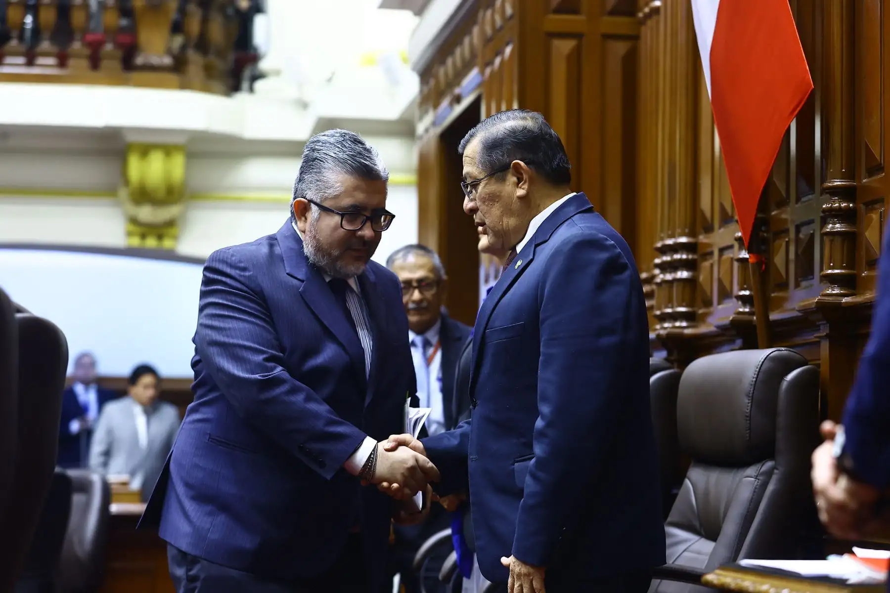 El ministro de Cultura, Fabricio Valencia, responde el pliego interpelatorio formulado por el Parlamento, en un acto de transparencia y respeto institucional. Foto: ANDINA/Difusión